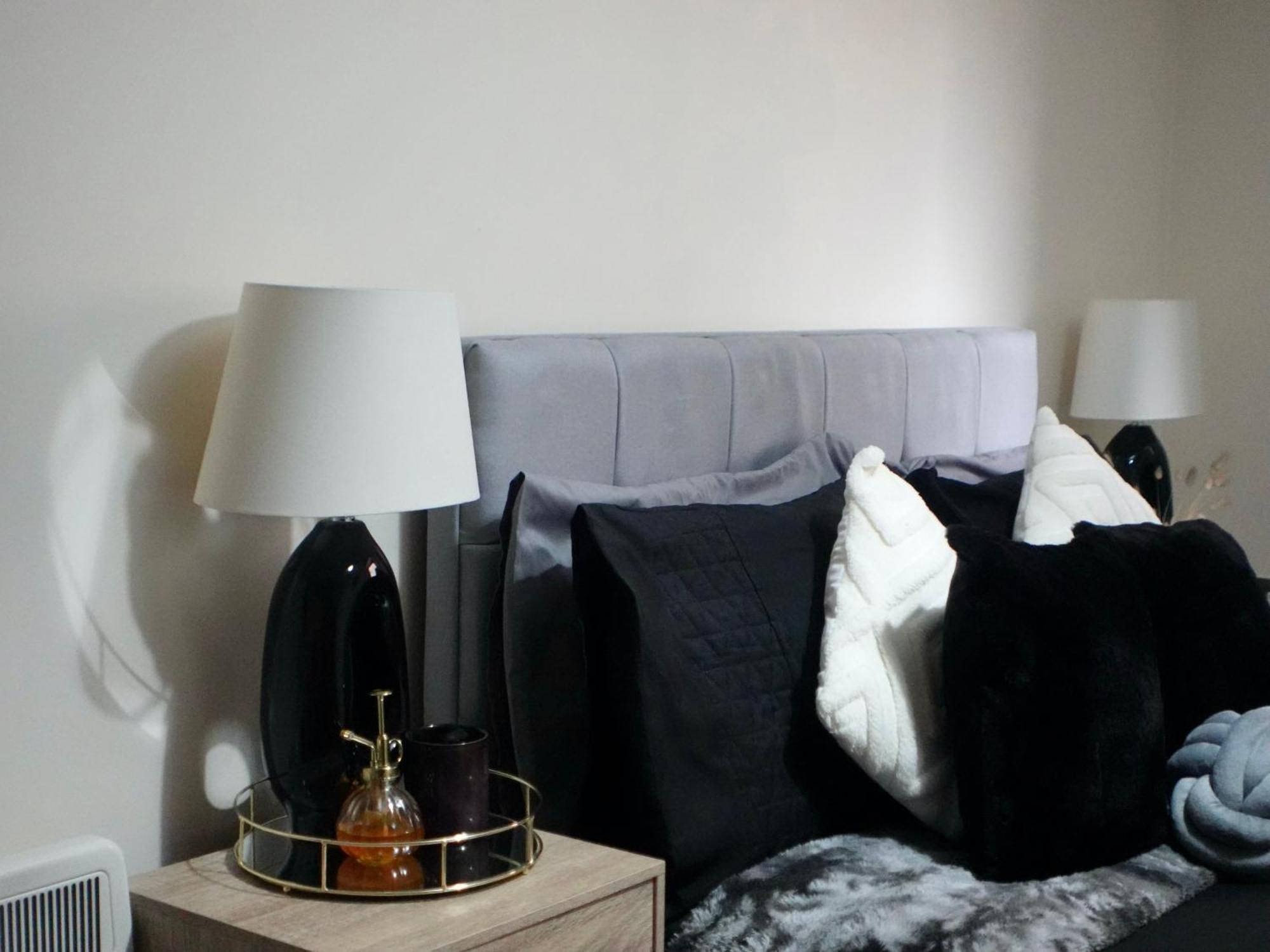 Modern Spacious Apartment In Digbeth With Balcony - Netflix, Youtube, Amazon Tv, Superfast Wifi - Just 10 Mins To Birmingham Centre, Bullring, Train, Coach Station And Birmingham Fc Exterior foto
